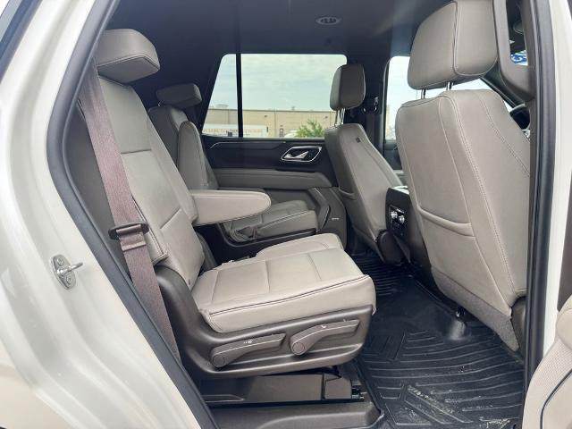 Used 2023 GMC Yukon SLT AWD/4WD image 15