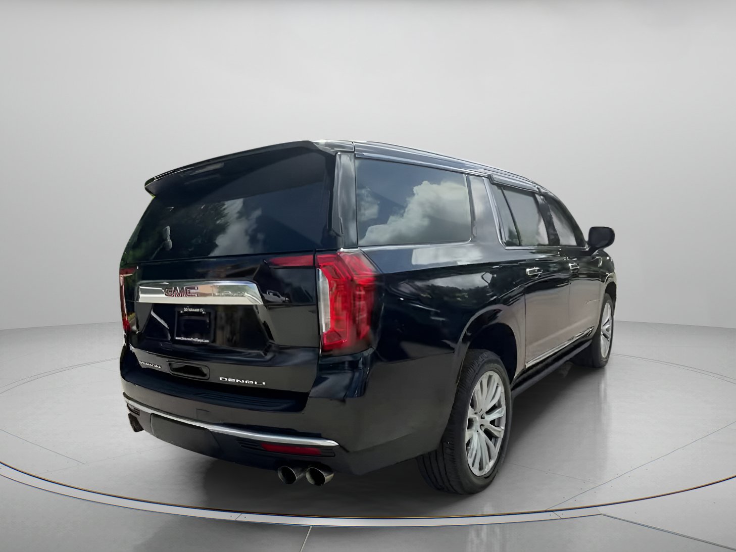 Used 2022 GMC Yukon XL Denali w/ Max Trailering Package RWD image 28
