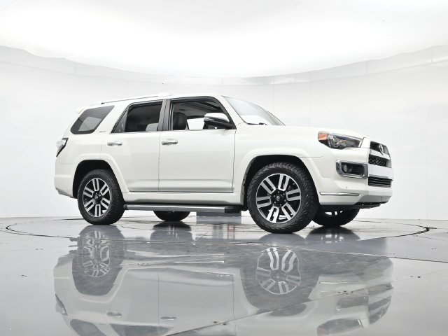 Used 2018 Toyota 4Runner Limited RWD image 36