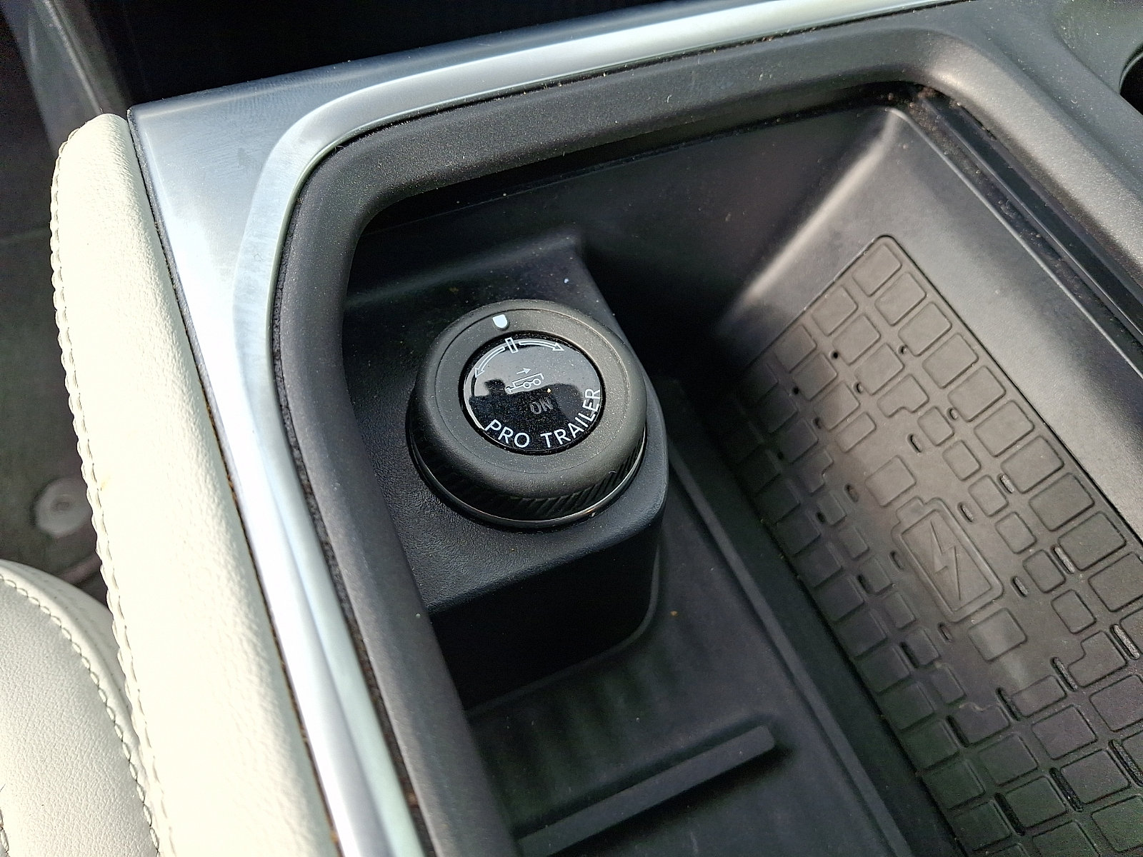 Certified 2025 Ford Expedition Platinum AWD/4WD image 25