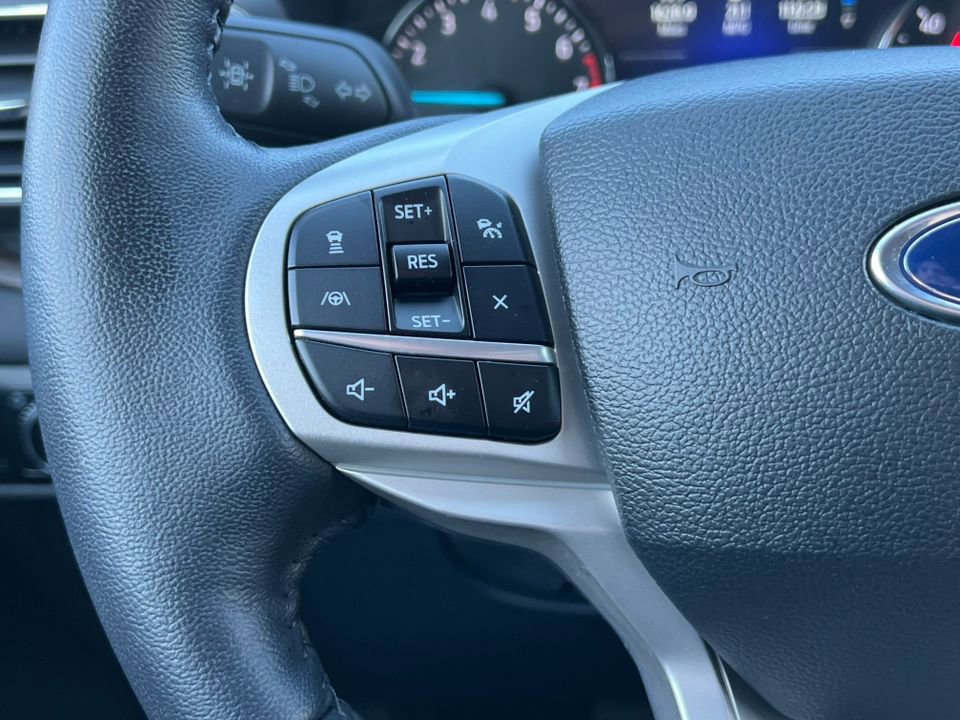 Certified 2023 Ford Explorer Limited w/ Limited Technology Package image 23