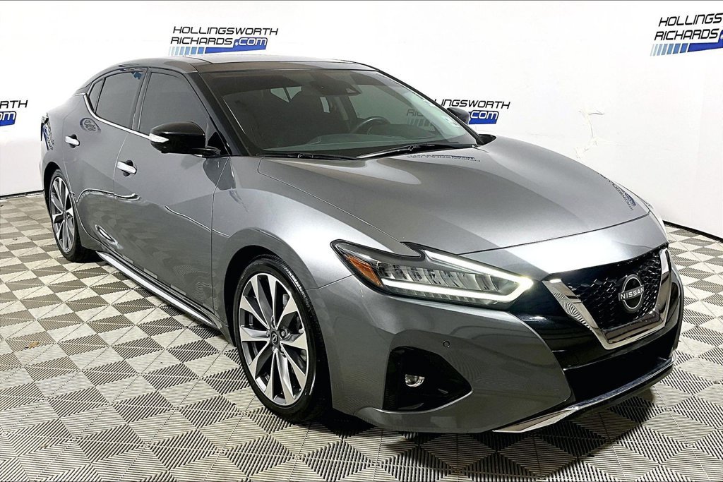 Used 2023 Nissan Maxima Platinum w/ Sport Mat Group FWD image 3