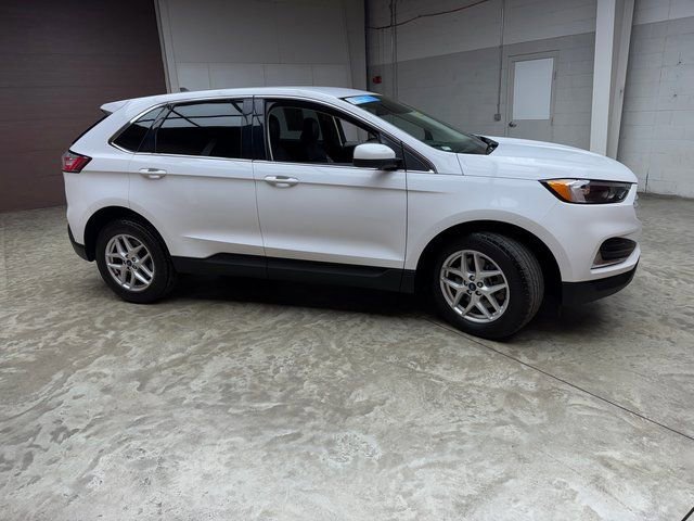 Certified 2022 Ford Edge SEL image 6
