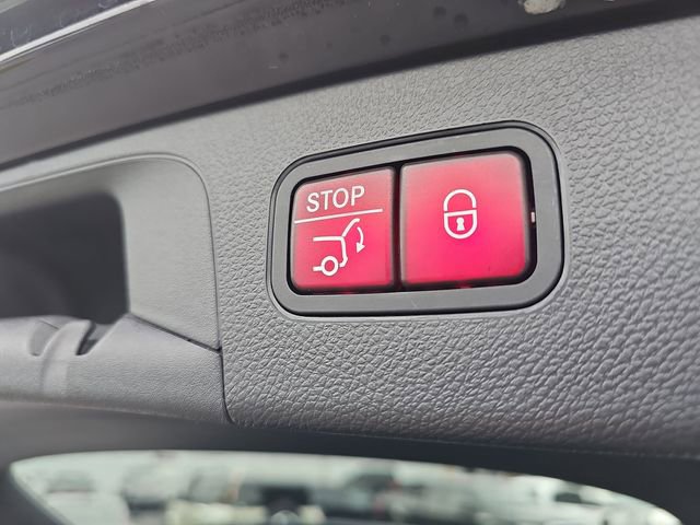 Used 2022 Mercedes-Benz GLC 300 image 26