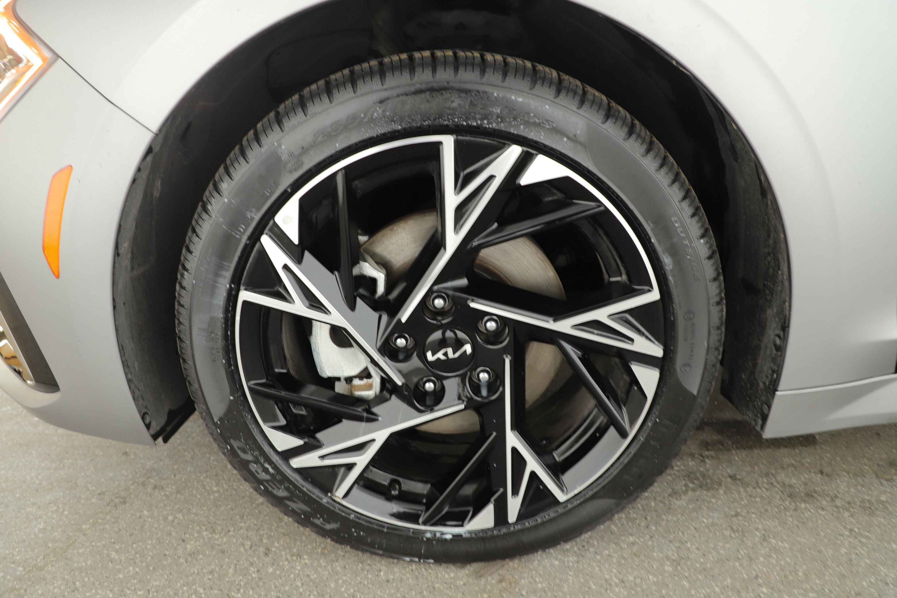 Used 2026 Kia K5 GT-Line w/ GT-Line Red Interior Package image 7