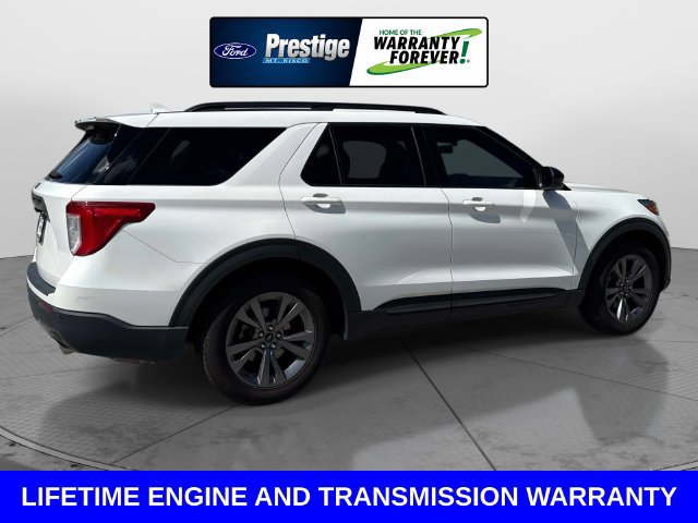 Certified 2022 Ford Explorer XLT w/ Equipment Group 202A RWD image 4