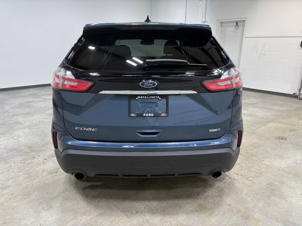 Certified 2019 Ford Edge SE image 6