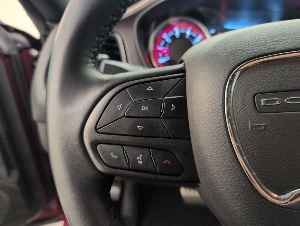 Used 2022 Dodge Challenger SXT image 42