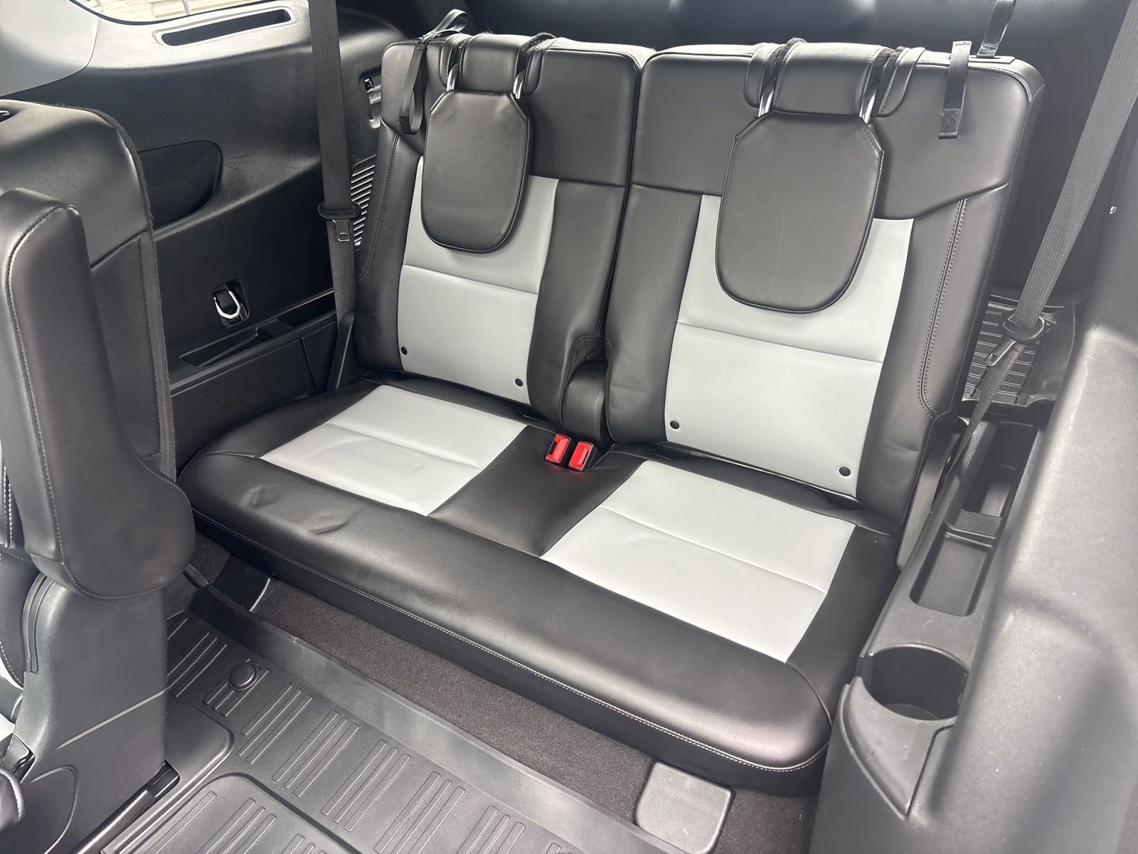 Certified 2023 Ford Explorer XLT w/ Equipment Group 202A image 41