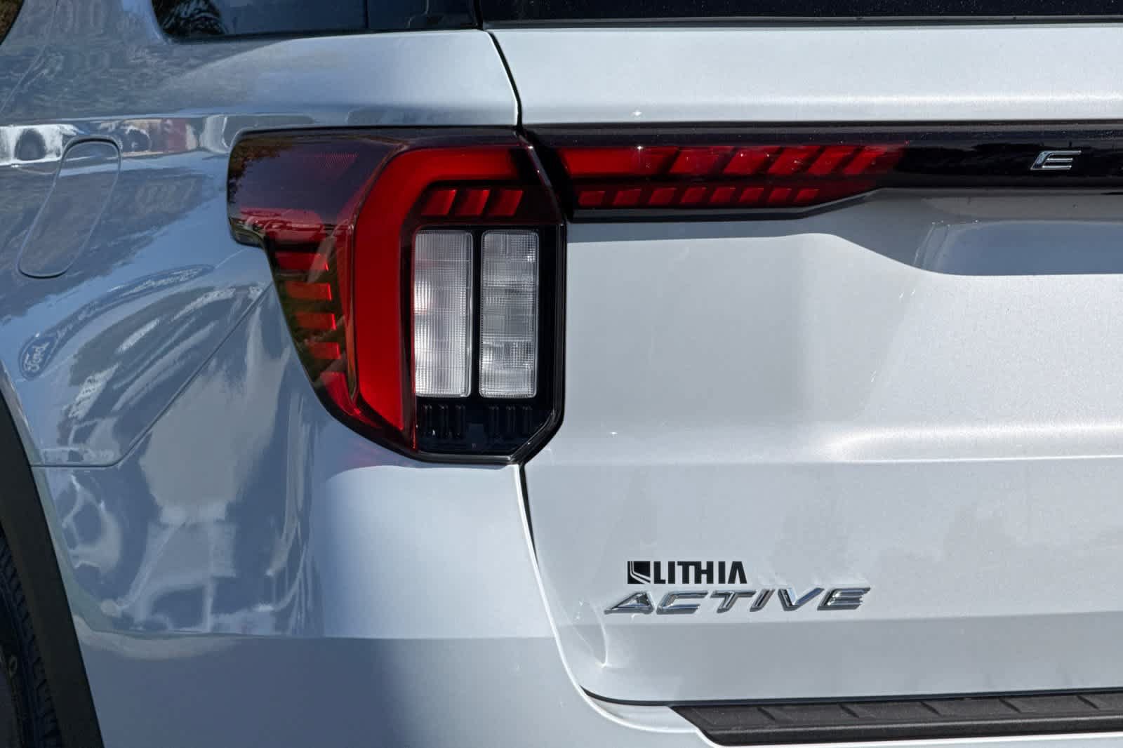 Certified 2026 Ford Explorer Active w/ Active Comfort Package AWD/4WD image 29