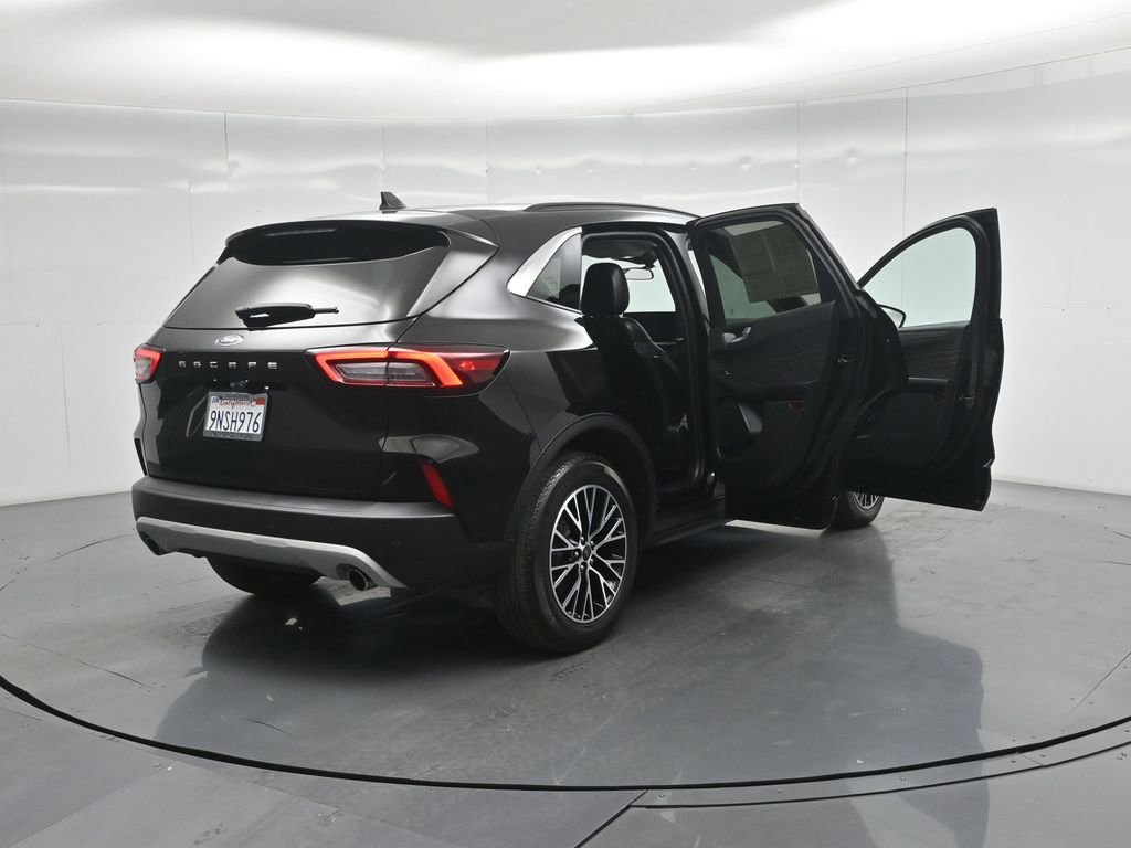 Certified 2023 Ford Escape SE FWD image 5