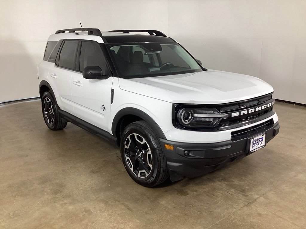 Certified 2023 Ford Bronco Sport Outer Banks w/ Tech Package AWD/4WD image 4
