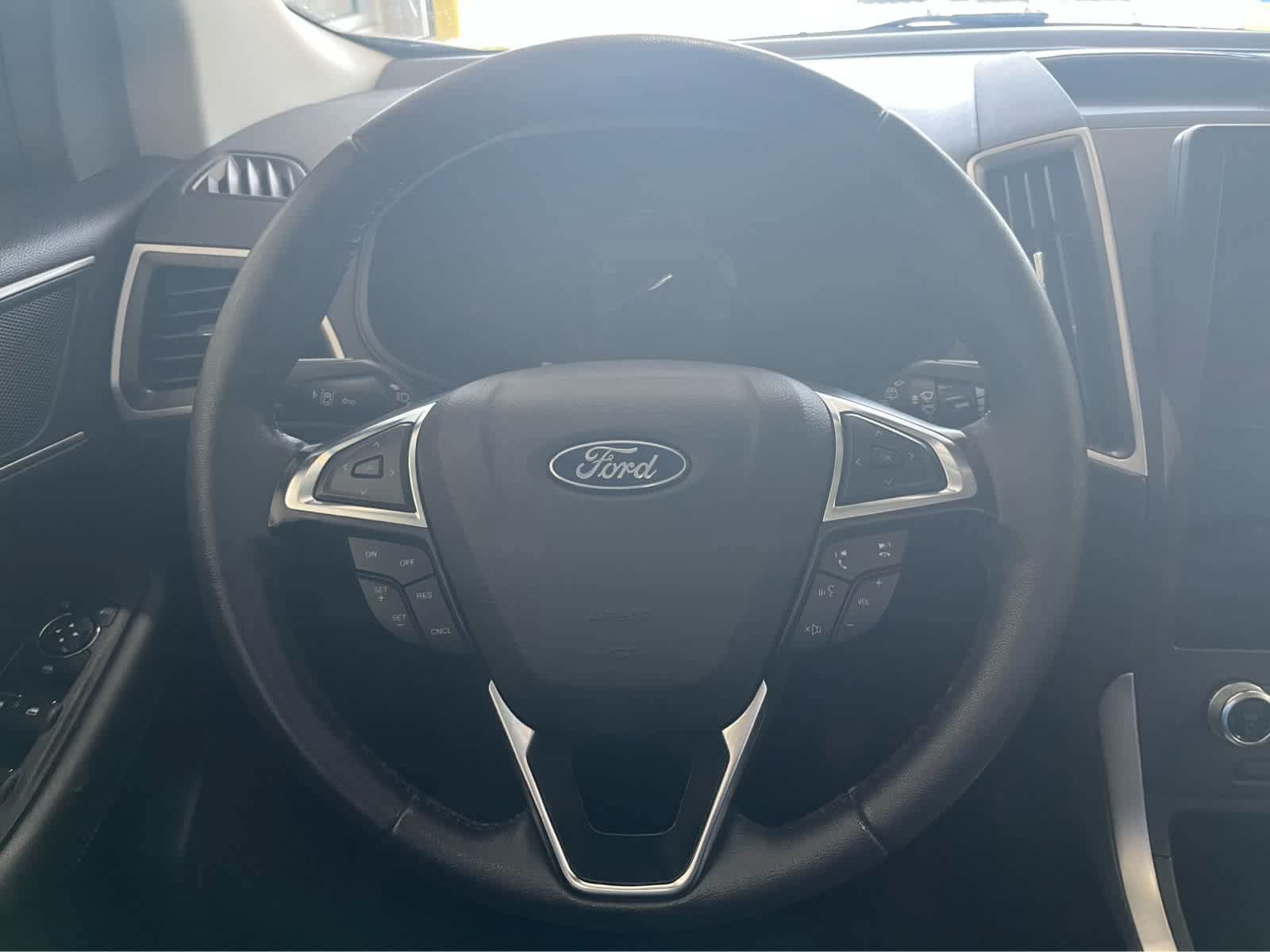 Certified 2024 Ford Edge SEL w/ Convenience Package AWD/4WD image 13