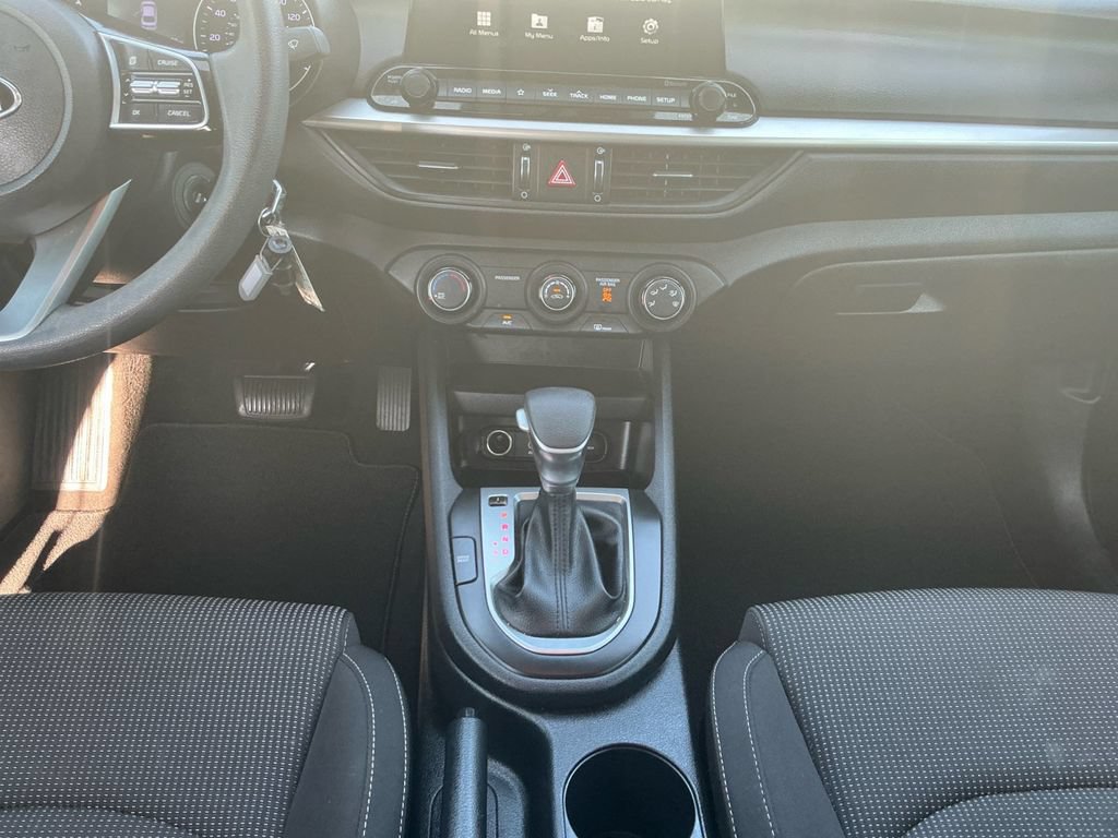 Used 2020 Kia Forte LXS FWD image 20