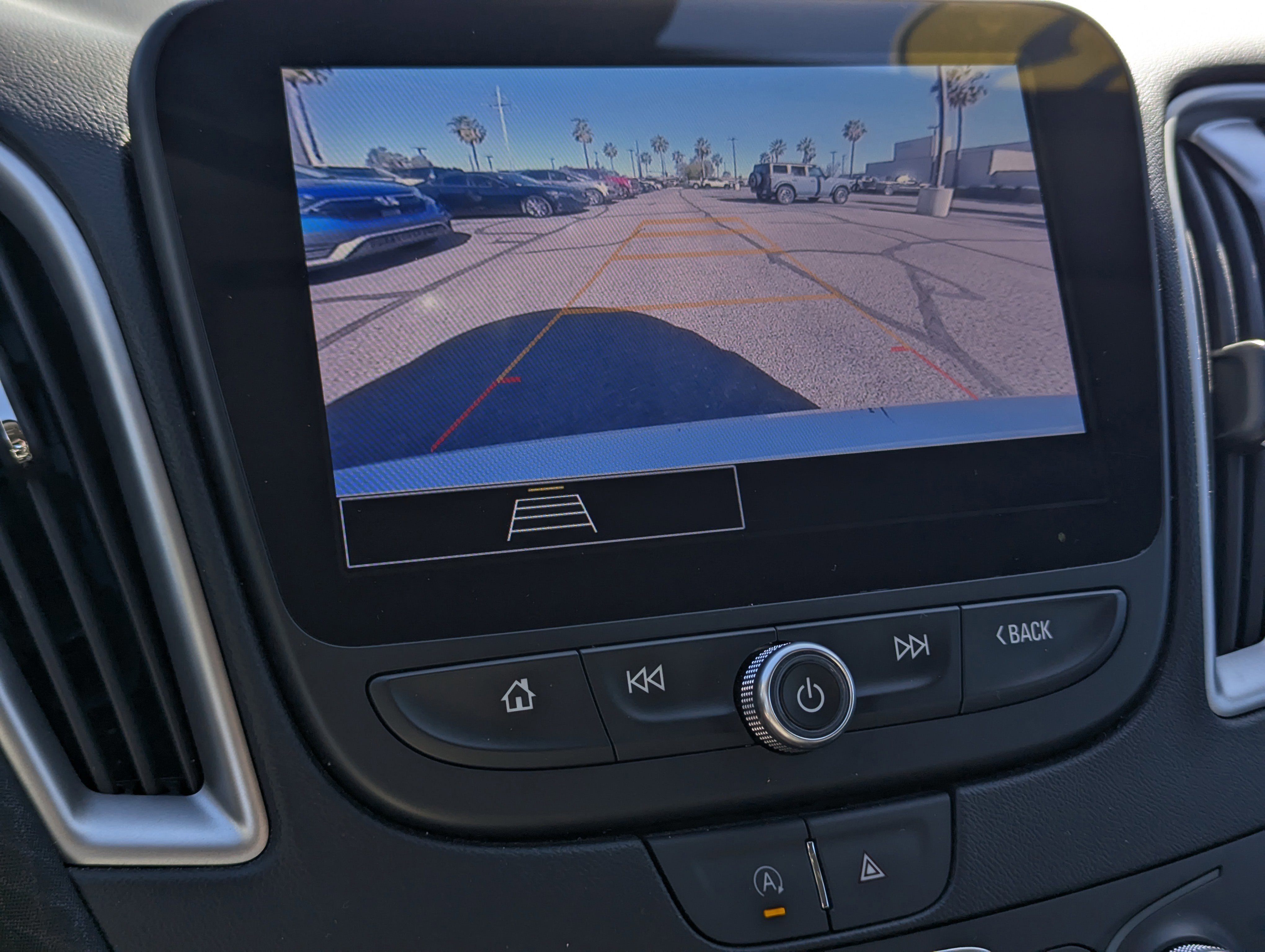 Used 2023 Chevrolet Malibu LT image 11