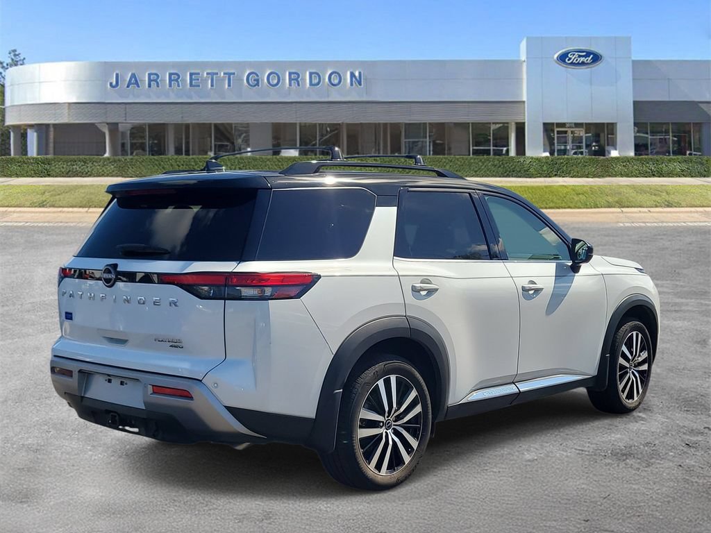 Used 2025 Nissan Pathfinder Platinum AWD/4WD image 4