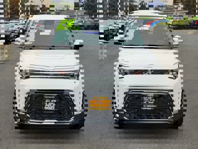 Used 2024 Kia Soul LX w/ Option Group 015 image 2