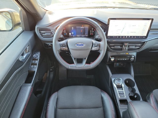 Certified 2023 Ford Escape ST-Line w/ Tech Pack #1 AWD/4WD image 29