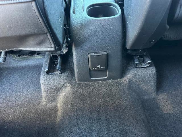 Used 2018 Chevrolet Trax LT w/ LT Convenience Package image 9