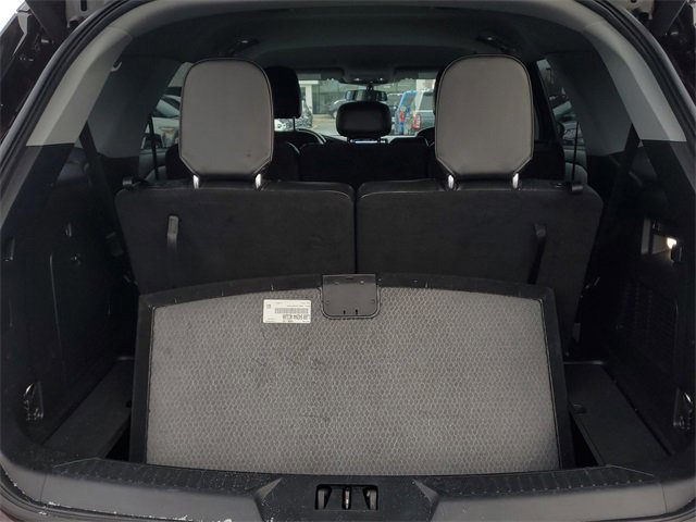 Certified 2022 Ford Explorer XLT w/ Equipment Group 202A image 7