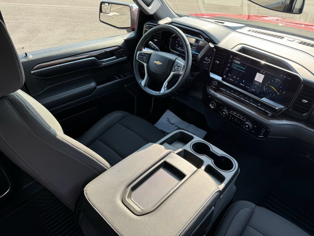 Used 2023 Chevrolet Silverado 1500 LT AWD/4WD image 19