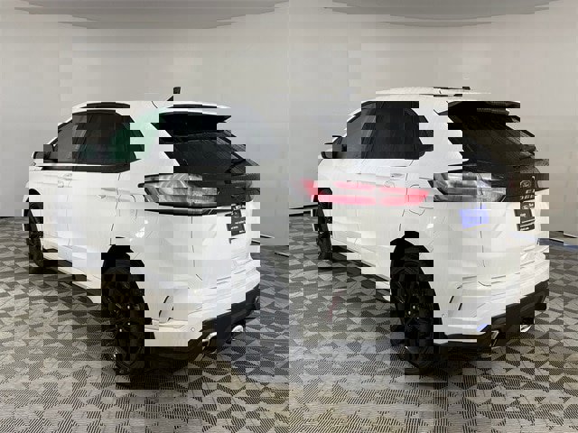 Certified 2021 Ford Edge ST w/ Equipment Group 401A image 21