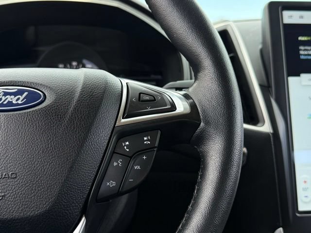 Certified 2024 Ford Edge SEL w/ Convenience Package AWD/4WD image 9