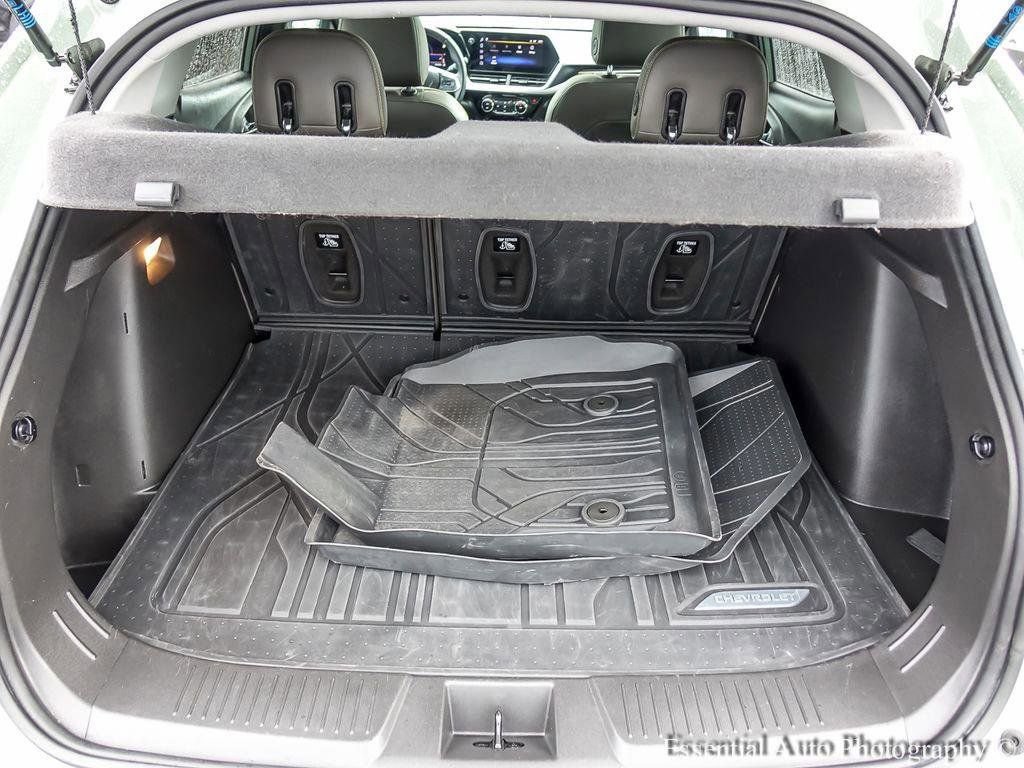 Used 2024 Chevrolet Trax ACTIV w/ Sunroof Package image 22