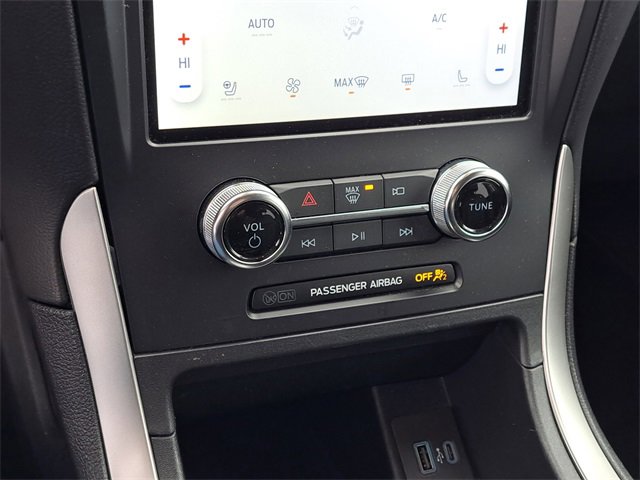 Certified 2024 Ford Edge SEL w/ Convenience Package image 18