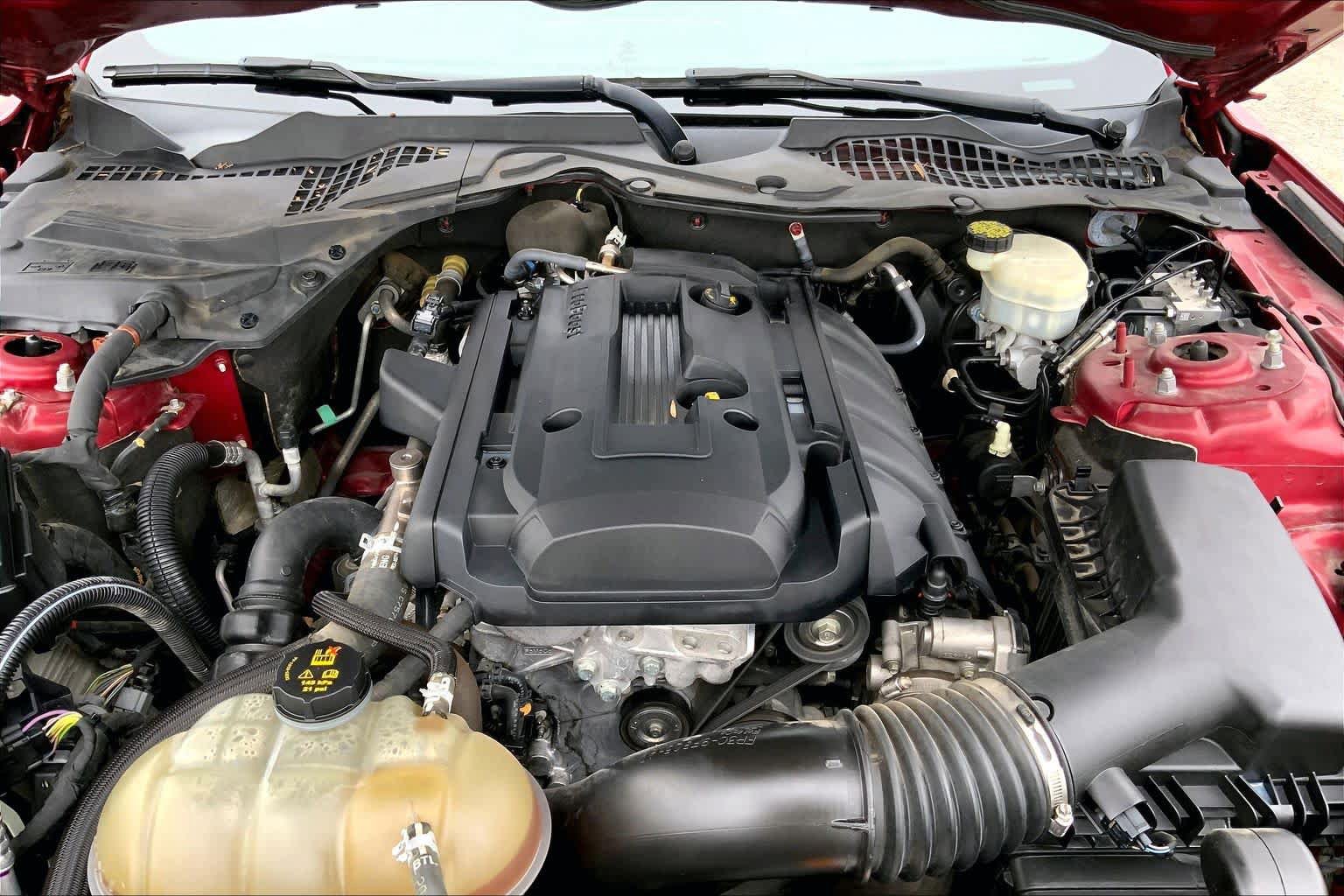 Certified 2017 Ford Mustang Coupe RWD image 25