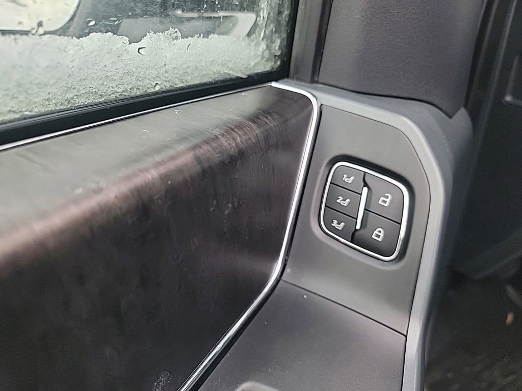 Certified 2022 Ford F150 Lariat w/ Equipment Group 502A High image 38