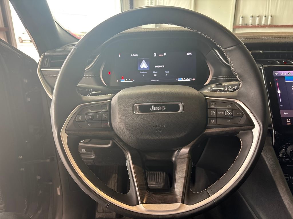 Used 2024 Jeep Grand Cherokee L Limited w/ Luxury Tech Group II image 10