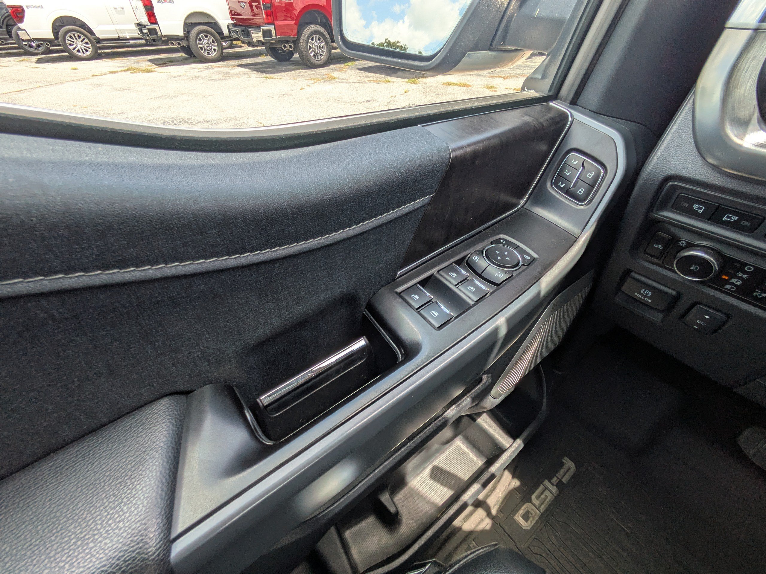 Certified 2023 Ford F150 Lariat w/ Equipment Group 502A High AWD/4WD image 25