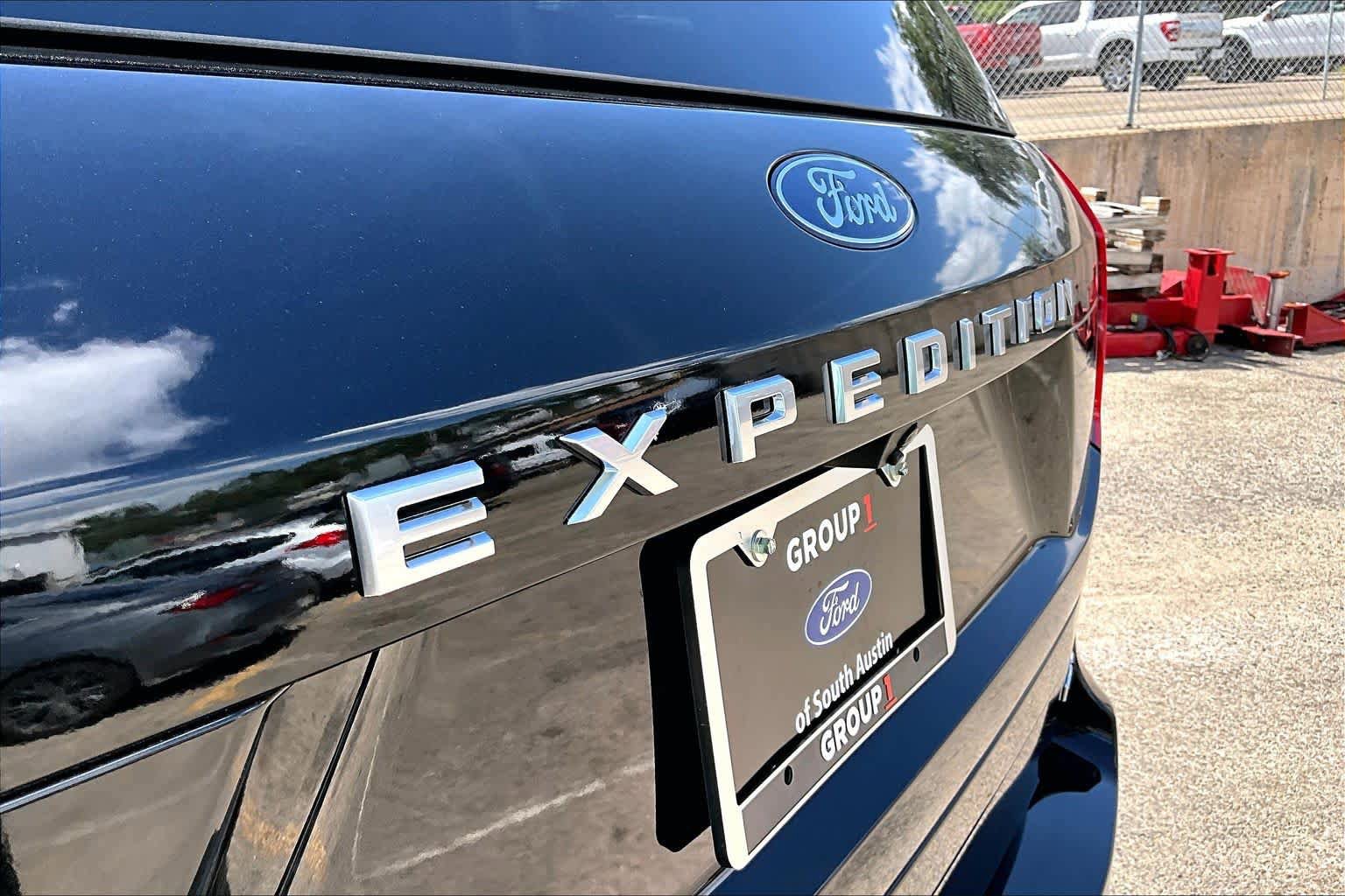 Certified 2025 Ford Expedition Max Active AWD/4WD image 10