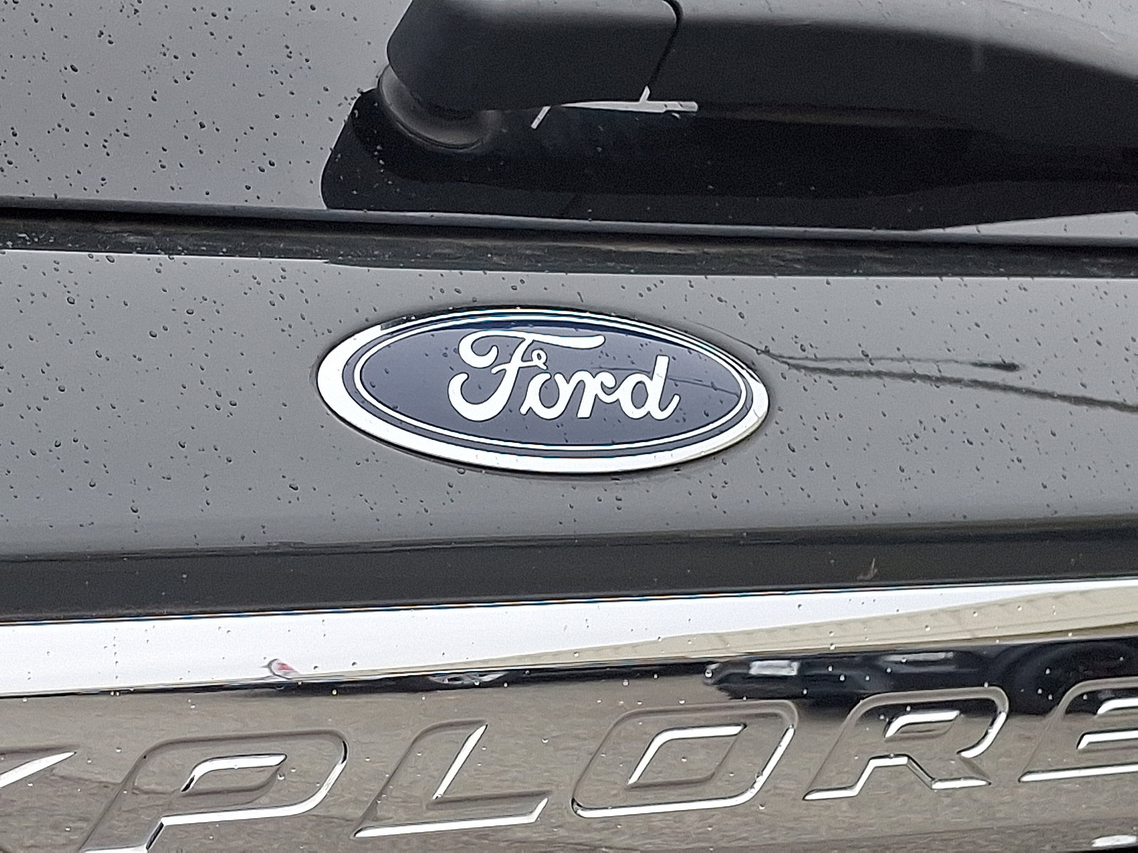 Certified 2022 Ford Explorer XLT image 30