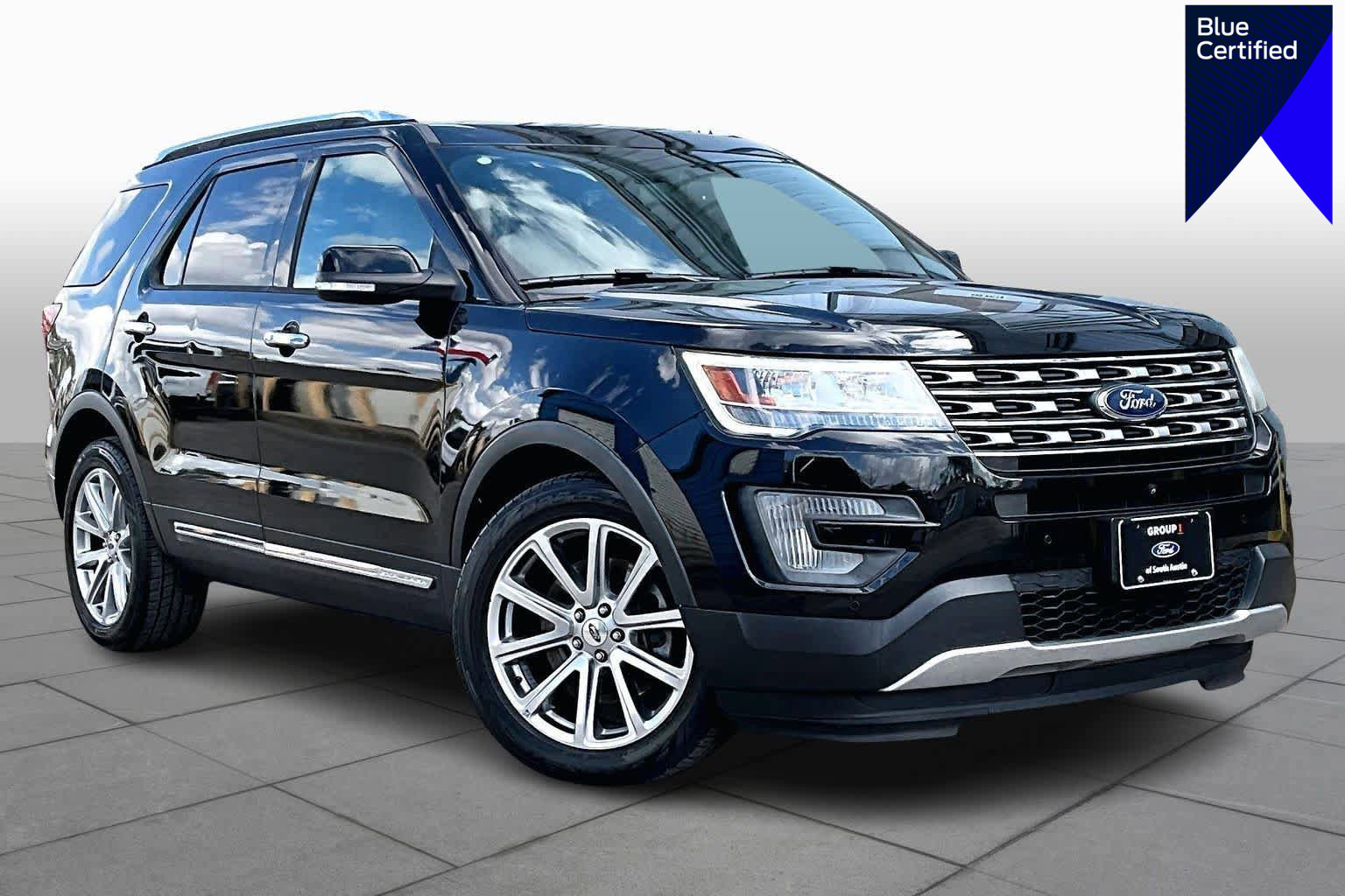 Certified 2017 Ford Explorer Limited image 1