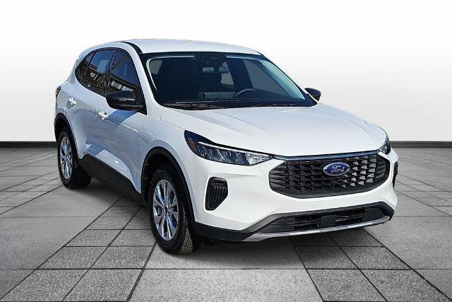 Certified 2025 Ford Escape Active w/ Tech Pack #1 FWD image 3