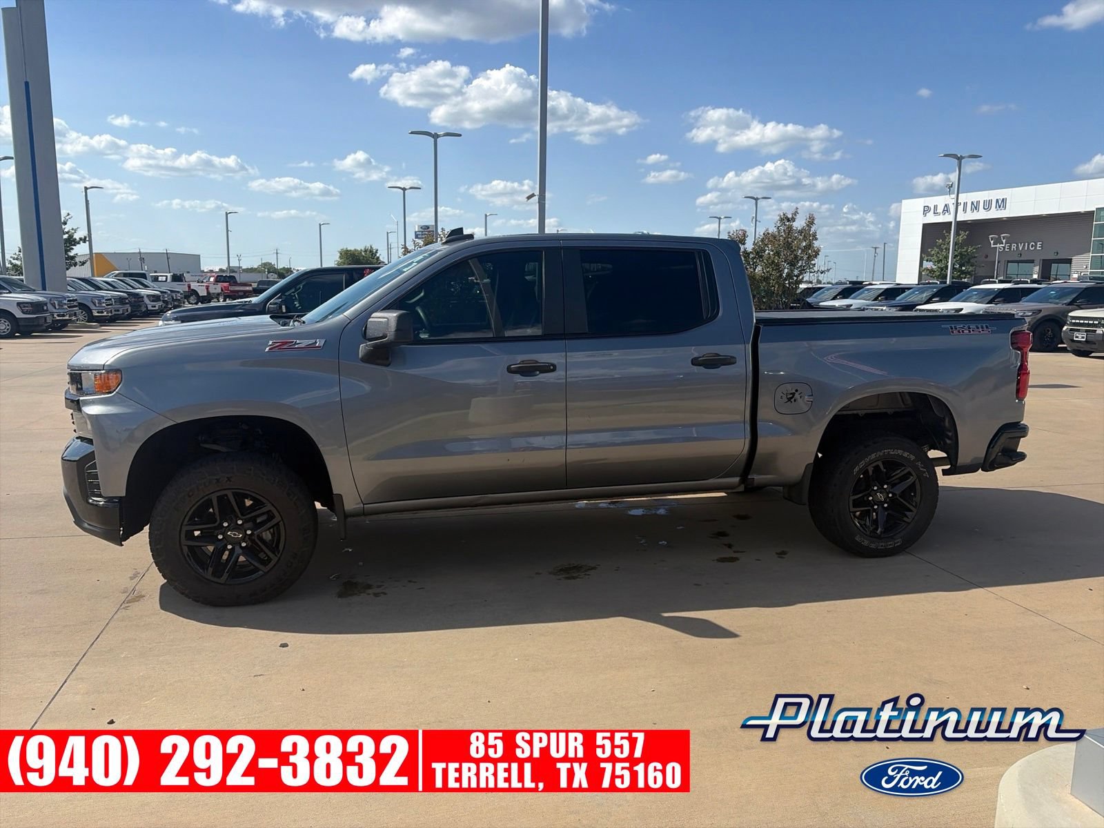 Used 2021 Chevrolet Silverado 1500 Custom Trail Boss AWD/4WD image 4