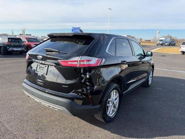 Certified 2024 Ford Edge SEL image 3