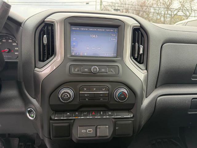 Used 2025 Chevrolet Silverado 1500 W/T image 15