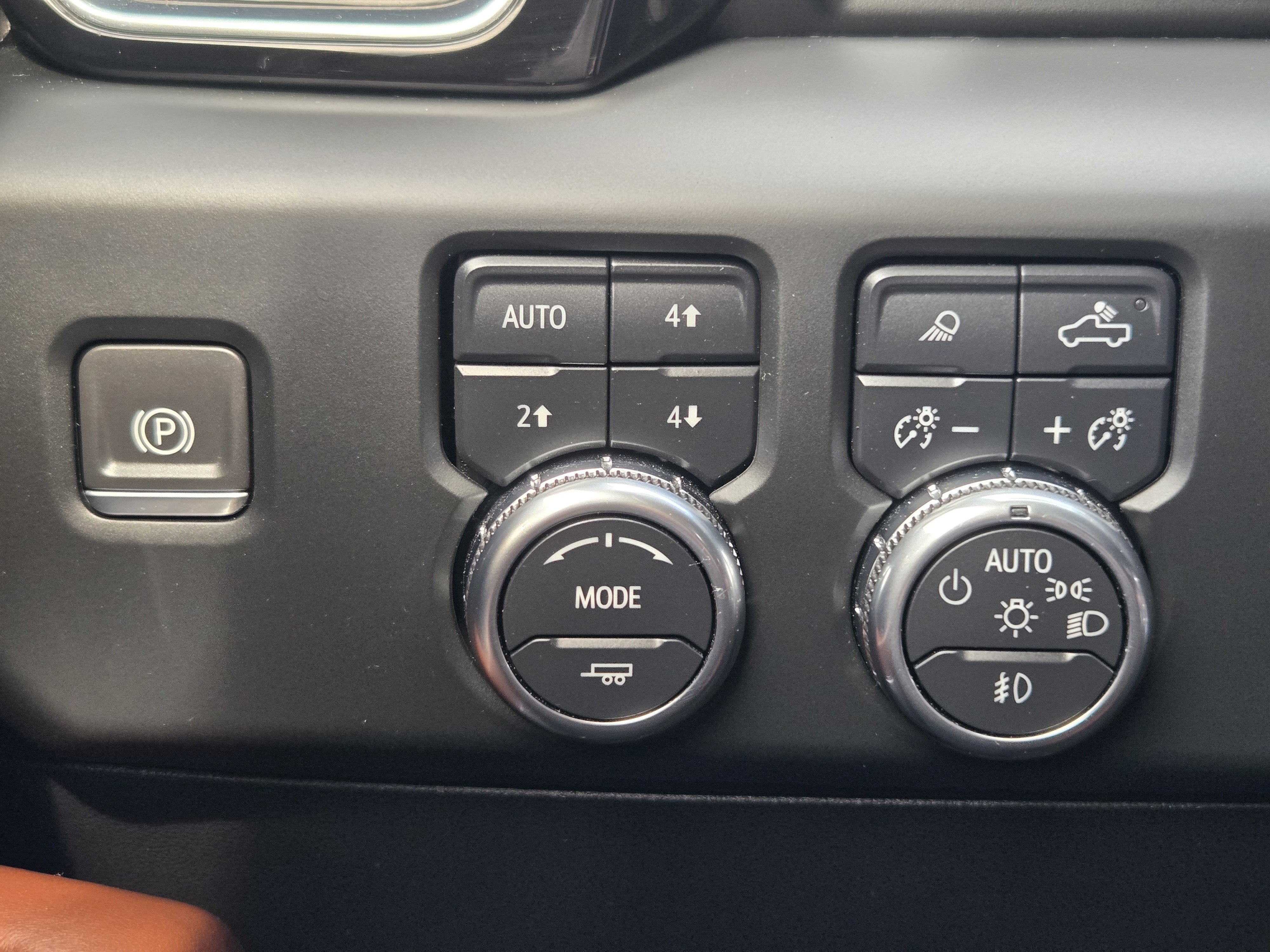 Used 2024 GMC Sierra 1500 Denali Ultimate AWD/4WD image 17