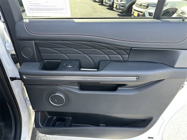 Certified 2024 Ford Expedition Max Platinum image 41