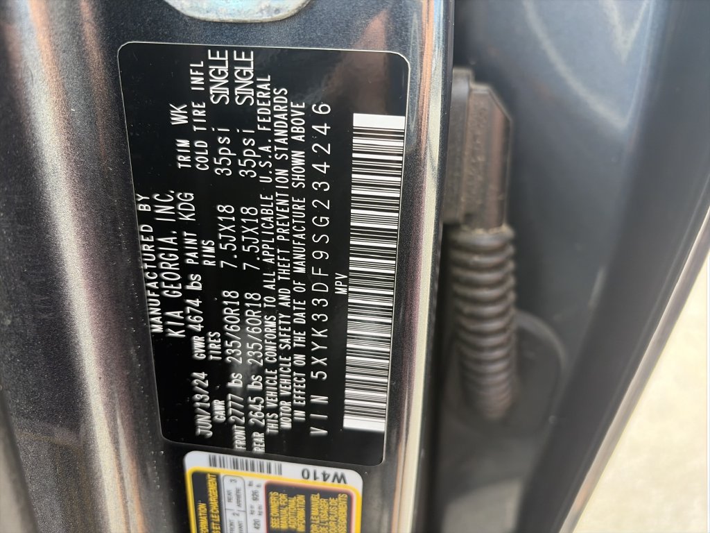 Used 2025 Kia Sportage EX w/ Premium Package FWD image 36