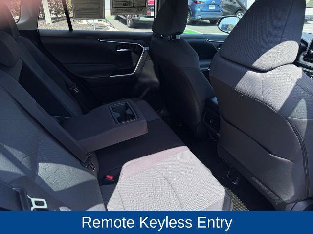 Used 2024 Toyota RAV4 XLE FWD image 20