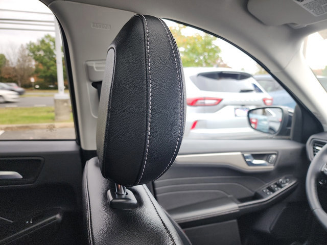 Certified 2022 Ford Escape SEL image 13