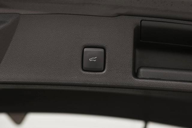 Certified 2024 Ford Escape ST-Line w/ Tech Pack #1 image 15