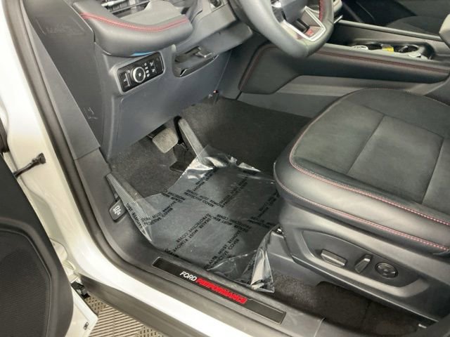 Certified 2025 Ford Explorer ST AWD/4WD image 17
