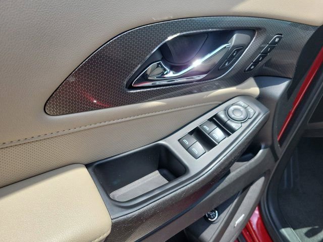 Used 2023 Chevrolet Traverse Premier w/ LPO, Floor Liner Package FWD image 25