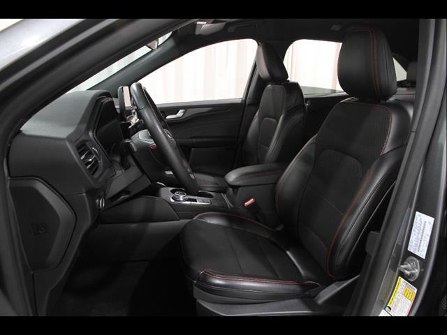 Certified 2025 Ford Escape ST-Line image 5