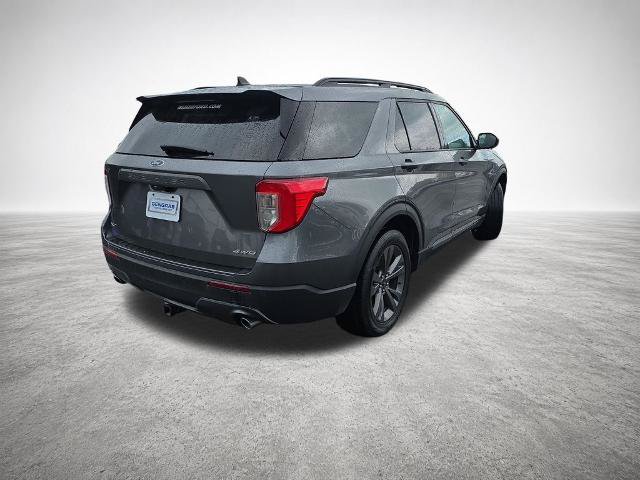 Certified 2023 Ford Explorer XLT w/ Equipment Group 202A AWD/4WD image 8